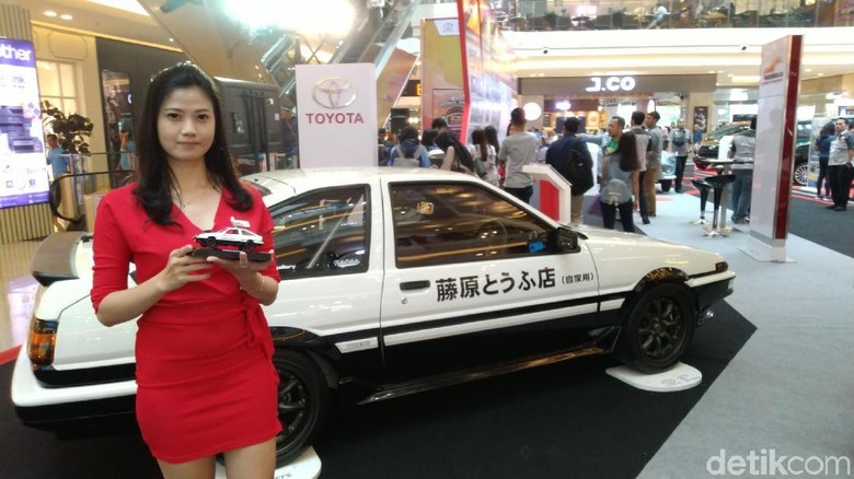 Keren, Ada Mobil AE86 Initial D Mampir di Semarang